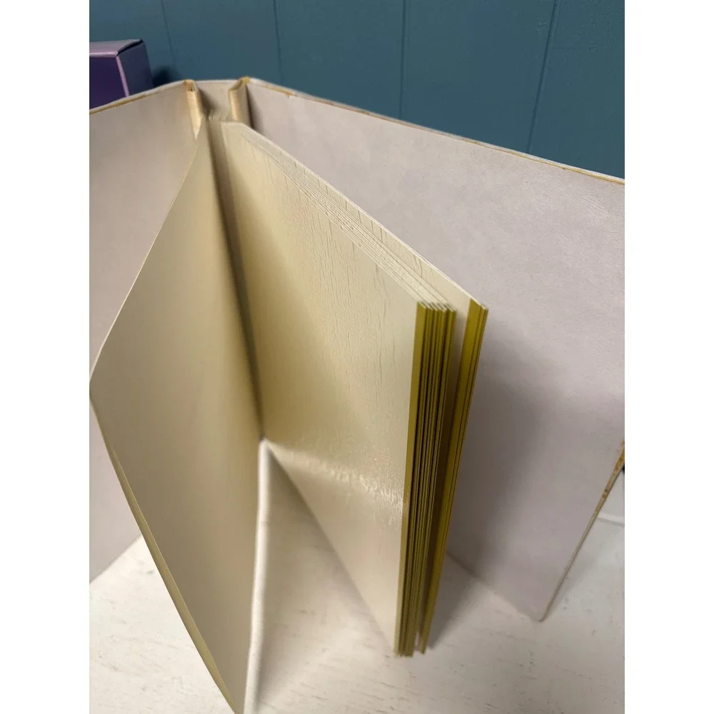 Elegant White‎ Satin Wedding Photo Album Keepsake Album w/ full pages